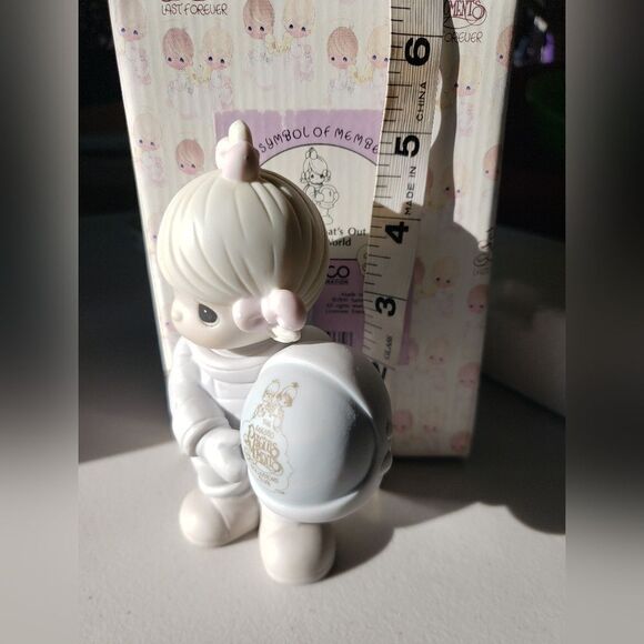 Precious Moments "The Club that's Out of this World" 1992 - Picture 4 of 5